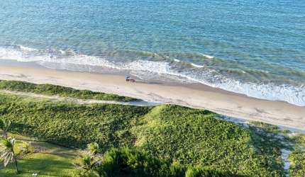 Terreno Exclusivo Frente Mar no Cumbuco – 5.600m² Ideal para Resort ou Investimento Turístico