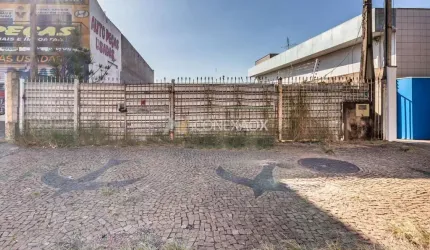 Terreno comercial à venda na Avenida Jorge Tibiriçá, 999, Jardim dos Oliveiras, Campinas por R$ 800.000