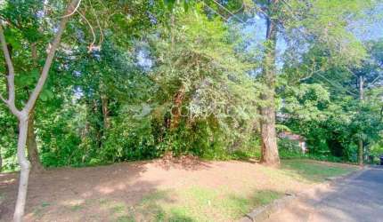 Terreno em condomínio fechado à venda na Rua Lupércio Arruda Camargo, 797, Parque São Quirino, Campinas por R$ 720.000