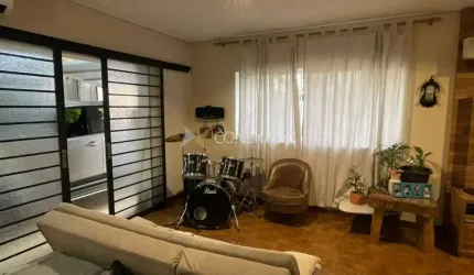 Casa com 3 quartos à venda na Rua Espanha, 74, Botafogo, Campinas, 149 m2 por R$ 750.000