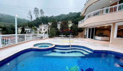 CONDOMINIO  ALTO LUXO NO HORTO FLORESTALPISCINA E CHURRASQUEIRA.