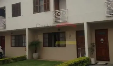 Sobrado em Condomínio Santa Teresinha, 3 dormitórios, 1 suíte, 2 vagas, 133 m2, estuda permuta