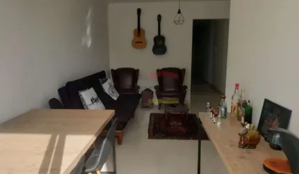 Apartamento a venda, Vila Nivi, 02 dormitórios, 02 suítes, 01 vaga