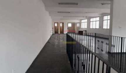 Prédio comercial Av Água Fria 340m²