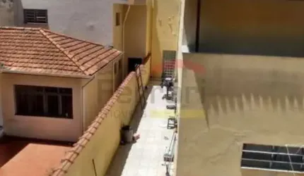 SOBRADO COM 4 DORMITÓRIOS, SENDO 1 SUÍTE, 4 VAGAS, COM EDÍCULA