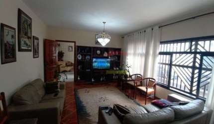 CASA Á VENDA NA VILA CONSTANÇA
