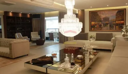 Apartamento com 3 Quartos à Venda, 260 m²