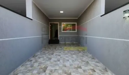 Sobrado Novo com 3 dormitórios, sendo 1 suíte, 2 vagas, área útil 149m²