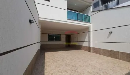 Sobrado Novo 3 dormitórios, sendo 1 suíte, 4 vagas 130m²