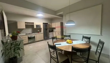 Casa Térrea com  3 dormitórios  sendo 2 suites,
