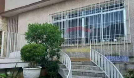 Sobrado 5 dormitórios, 2 suítes, 4 vagas, 360m2 na Parada Inglesa.