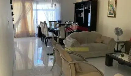 Sobrado à venda no Tremembé, 3 dormitórios, 1 suíte, 5 vagas, piscina, jardim. Estuda permuta !