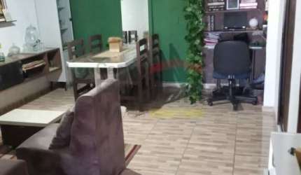 CASA TÉRREA COM 2 DORMITÓRIOS, CHURRASQUEIRA