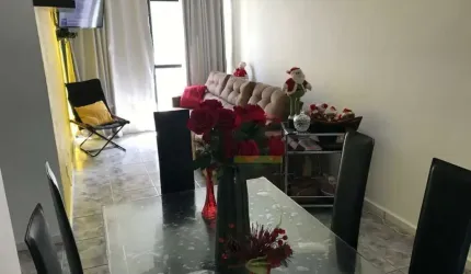 Apartamento na Praia do Tombo - Guarujá 500 m da Praia