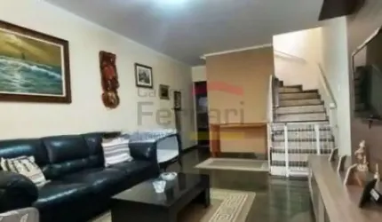 Sobrado na Agua Fria 3 dormitórios / 2 vagas / lateral lateral e dependência