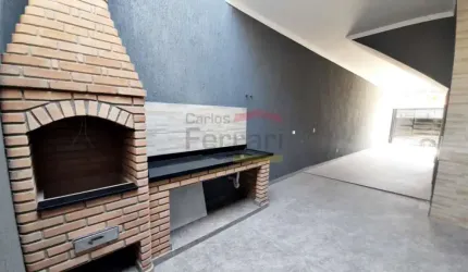 SOBRADO NOVO NA ÁGUA FRIA, 3 DORMITÓRIOS, SENDO 1 SUÍTE, QUINTAL COM CHURRASQUEIRA, 4 VAGAS