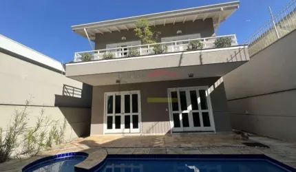 Casa Alto Padrão nas Palmas do Tremembé com 4 suítes, quintal,  5 vagas, piscina e churrasqueira.