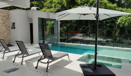 Casa de Alto Padrão Riveira de São Lourenço