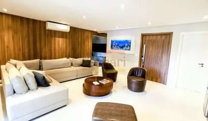 Apartamento com 198m² para venda localizado na Rua Pedro Doll, 3 suítes e 4 vagas!