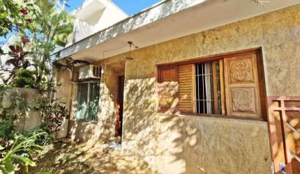 Casa Térrea em Santana, com 5 quartos e 5 vagas, próximo ao Colégio Imperatriz Leopoldina