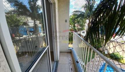 Vila Aurora, Apartamento com sacada, 02 dormitórios, vaga de garagem.