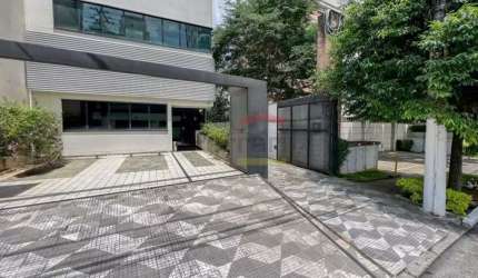 Prédio Comercial 870m² em terreno com 500m² Próximo a Braz Leme