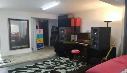 CASA NO JARDSÃO PAULO COM 4 DORMITÓRIOS, 4 WCS, 2DEPÓSITOS, 2 BAGAS DE GARAGEM - POSSUI 4 NÍVEIS