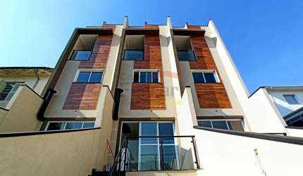 Sobrado Novo à Venda no Jardim Paraíso com 3 suítes - 135m² - De R$ 900 mil por R$ 810 mil!