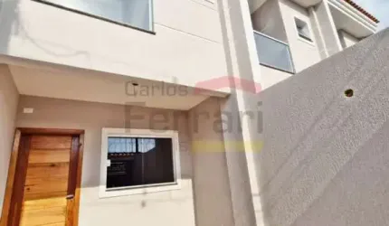 Sobrado na Vila Constança, com 3 quartos e 1 vaga de garagem
