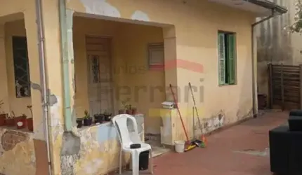 Casa Térrea no J. Sta Cruz