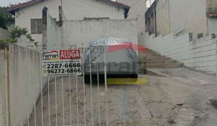 Locação - Casa na Vila Rosa, com 02 quartos em rua muito tranquila, próximo ao Horto Florestal.