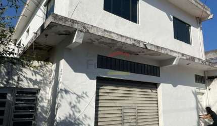 Sobrado comercial à venda com 4 vagas na Vila Dorna