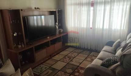 SÃO 2 CASAS NO TERRENO  NO IMIRIM- UMA COM 3 DORMITÓRIOS E A OUTRA COM 2 DORMIT., 4 VAGAS GARA GEM