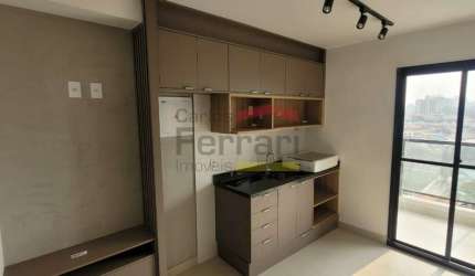 Apartamento Studio Jardim São Paulo, 01 dormitório, 01 vaga, à 6 minutos do metro Jardim S. Paulo.