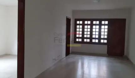 Assobradada 3 dormitórios/Água Fria