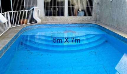 casa assobradada com piscina , metrô jardim são paulo