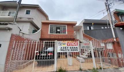 Casa assobradada á venda no  Jd. Tremembé