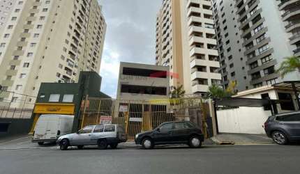18 Apartamentos , 9 duplex e 9 comum , com 2 dormitórios cada
