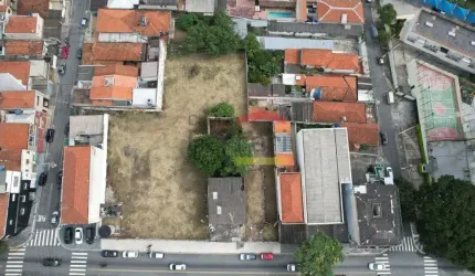 Vila Gustavo Área 2.334,00m² - 47,80ms de testada- Região privilegiada