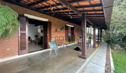 Casa Térrea Rústica - 22.000 metros com árvores frutíferas - Cotia