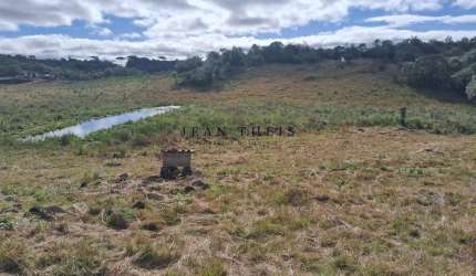 Chácara / sítio com 2 quartos à venda na Zona Rural, Caxias do Sul  por R$ 450.000
