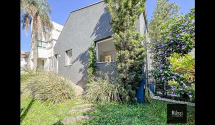 Casa com 5 quartos à venda no Panazzolo, Caxias do Sul  por R$ 995.000