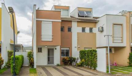 Casa no Condomínio Privilege com 3 Quartos e 2 banheiros à Venda, 189 m² por R$ 1.099.000