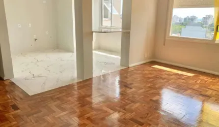 Excelente Apartamento c/ 2 Dormitórios no Bairro Centro