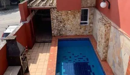 Casa para Venda em São Paulo, Jardim Taboão, 5 dormitórios, 2 suítes, 5 banheiros, 2 vagas