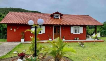 Chácara com 4 dormitórios à venda, 2200 m² por R$ 1.910.000,00 - Sambaqui - Florianópolis/SC
