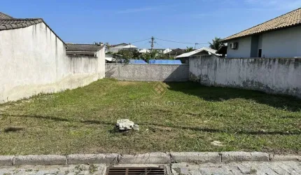 Terreno à venda, 300 m² por R$ 160.000 - Condomínio Solar dos Cantarinos - São Matheus - São Pedro da Aldeia/RJ