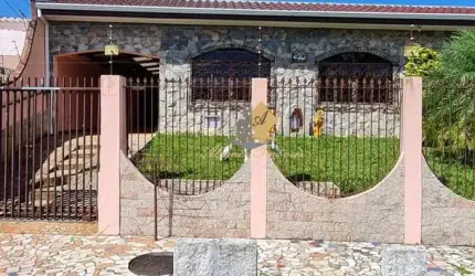 Casa para Venda em Curitiba, Bairro Alto, 4 dormitórios, 1 banheiro, 5 vagas