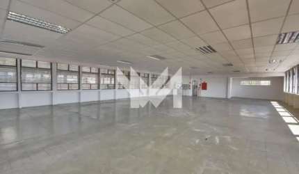 GALPÃO COMERCIAL PARA LOCAÇÃO COM 1361 M²