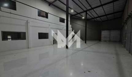 Galpão/Loja de 420 m² 1 escritório e banheiro para locação - Santana